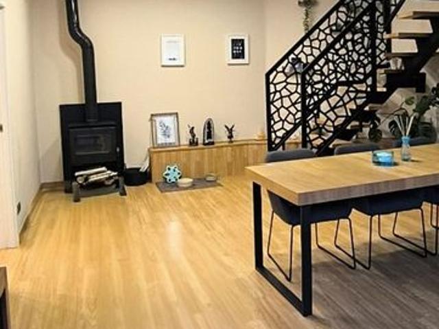 Chalet en venta en calle Prat, Castellbell i el Vilar, de 108 m² 4 habitaciones por 259.000
