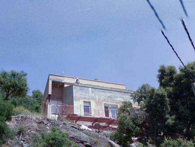 Chalet en venta en calle Roure Monjo, Vacarisses, de 88 m² 1 habitación por 156.000