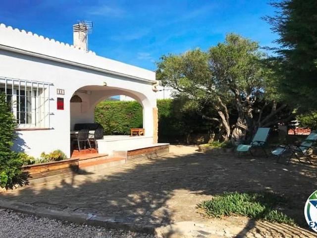 Chalet en venta en calle Urgell, Roses, de 68 m² 2 habitaciones por 320.000