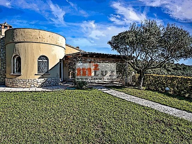 Chalet en venta en calle Vall Repos, Santa Cristina d´Aro, de 145 m² 3 habitaciones por 650.000 €