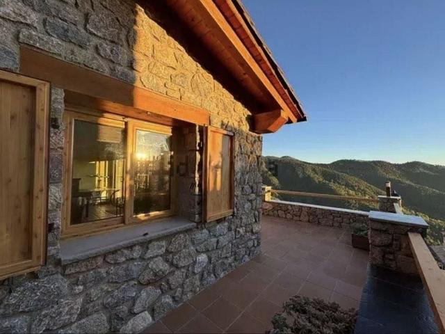 Chalet en venta en calle Vila, Castellar de n´Hug, de 99 m² 4 habitaciones por 395.000