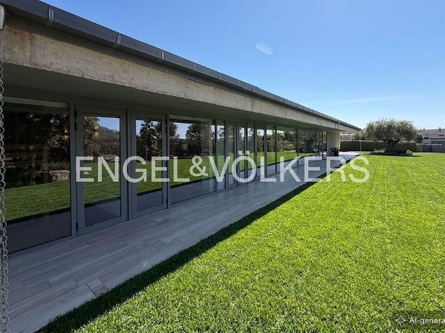 Chalet en venta en Callús, de 209 m² 3 habitaciones por 550.000