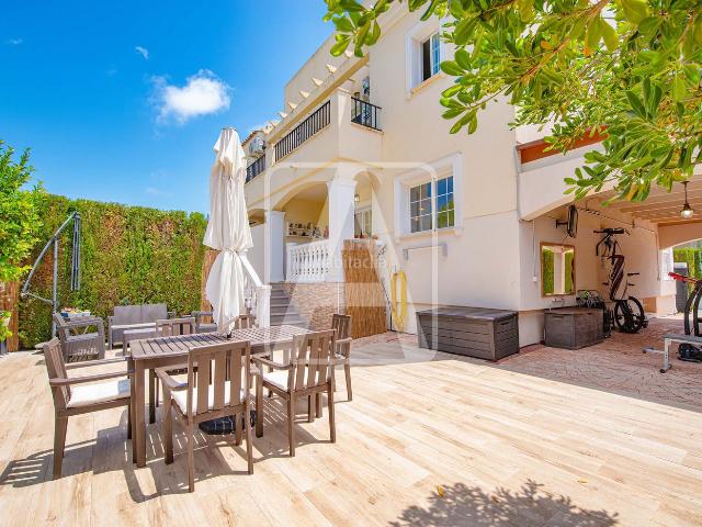 Chalet en venta en Calp, Cometa. Chalets.