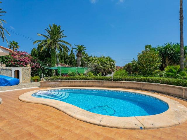 Chalet en venta en Calp, Cometa. Chalets.