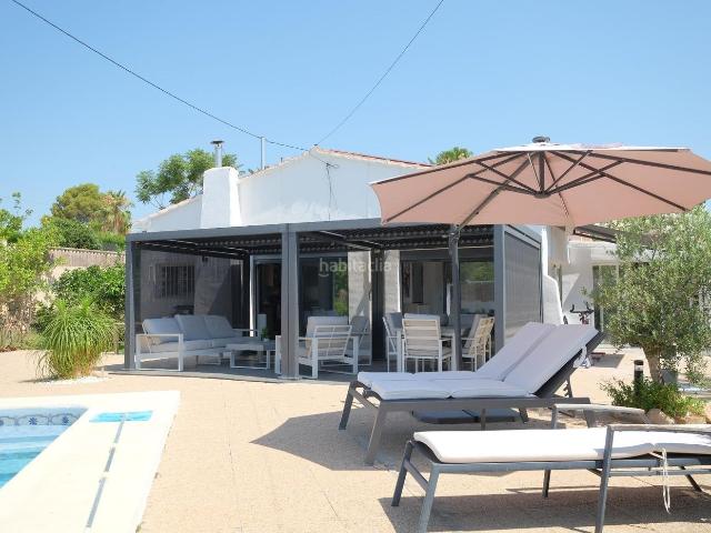 Chalet en venta en Calp, Gargasindi Garduix Colina del Sol. Chalets.