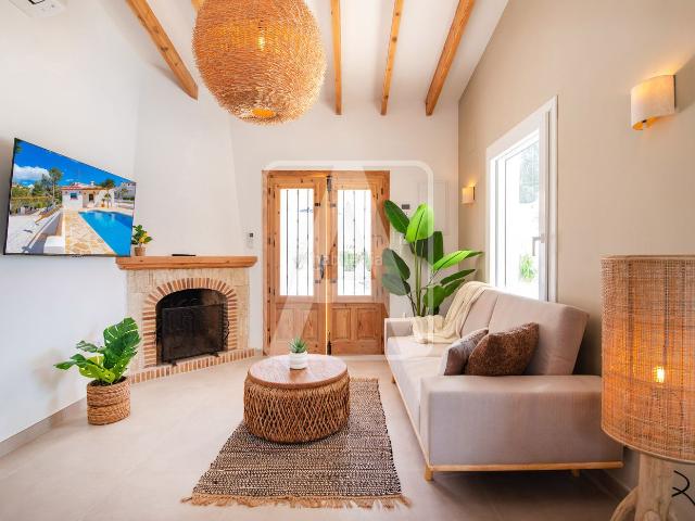 Chalet en venta en Calp, La Empedrola. Chalets.