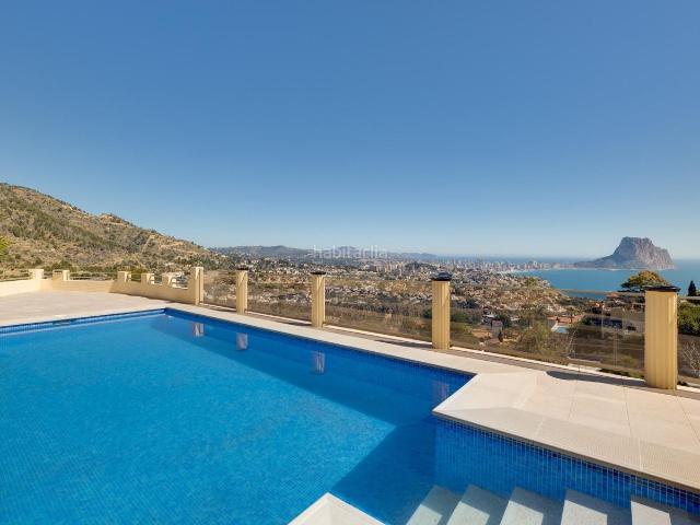 Chalet en venta en Calp, Maryvilla. Villa con Vistas Panoramicas al al Mar y al Peñon Calpe. Chalets.