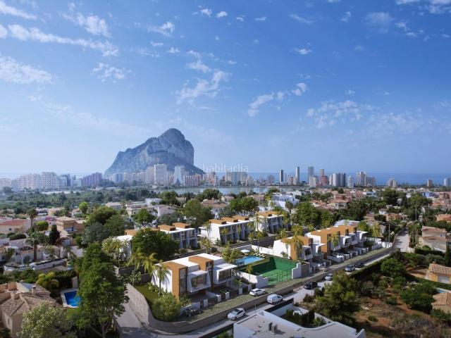 Chalet en venta en Calp, Marisol Park Ortembach Los Almendros. Chalets.