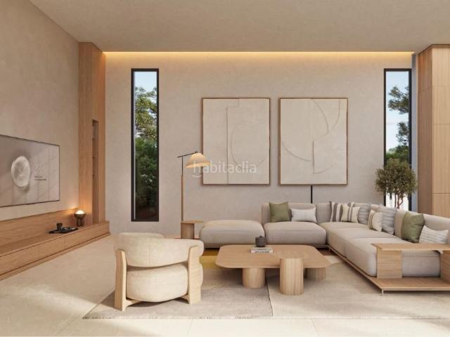Chalet en venta en Calp, Marisol Park Ortembach Los Almendros. Villa de 3 dormitorios y 4 baños con piscina y jardín, a 900 m de la playa en Calpe. Chalets.