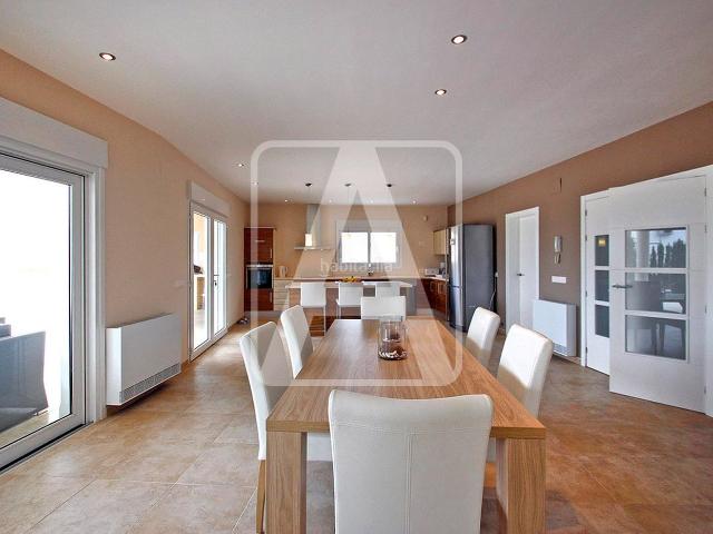 Chalet en venta en Calp, Marisol Park Ortembach Los Almendros. VILLA EN VENTA EN CALPE, CASANOVA. Chalets.