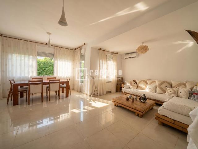 Chalet en venta en Camarena. Chalets.