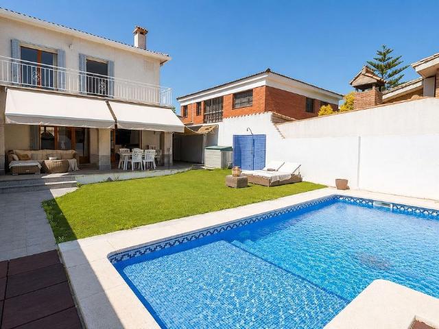 Chalet en venta en Cambrils, de 130 m² 3 habitaciones por 425.000