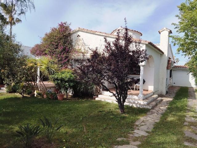 Chalet en venta en Cambrils, de 130 m² 4 habitaciones por 465.000