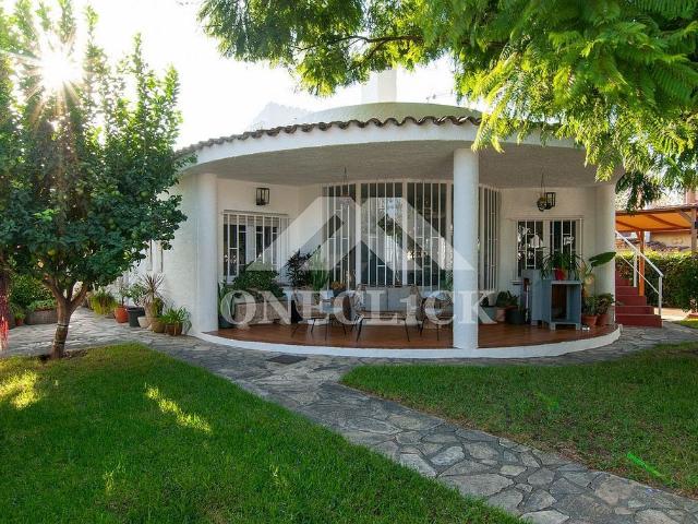 Chalet en venta en calle Castell de Ribes, Cambrils, de 150 m² 5 habitaciones por 442.000