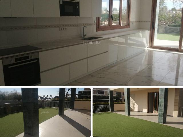 Chalet en venta en Cambrils, La Dorada Costa Dorada. Espectacular CHALET a 200 metros del mar. !. Chalets.