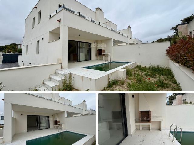 Chalet en venta en Cambrils, Mar Cambrils Costa Dorada. *Chalet pareado esquinero a 200m de la playa ! Lujo, El dorado playa*. Chalets.