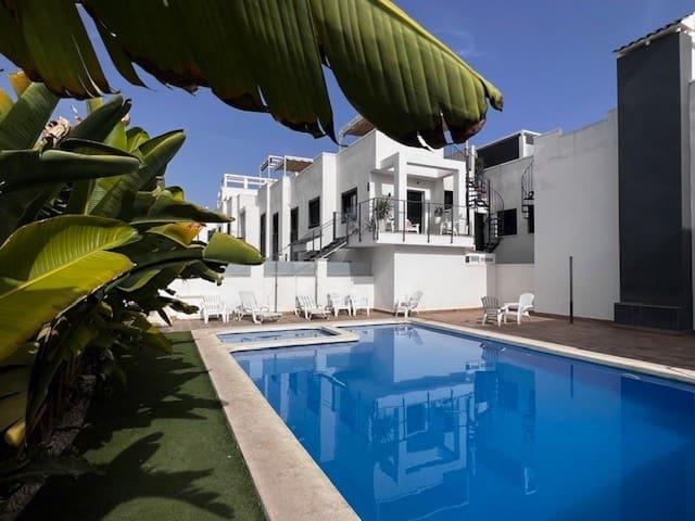 Chalet en venta en Campoamor, Alicante Costa Blanca