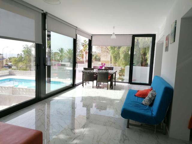 Chalet en venta en Campello el, Pueblo Acantilado Lanuza. MAGNIFICO CHALET JUNTO AL MAR. Chalets Campello.