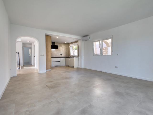 Chalet en venta en Campello el, Pueblo Acantilado Lanuza. Exclusividad y Lujo junto al Mar. Chalets Campello.