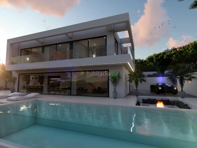 Chalet en venta en Campello el, Pueblo Acantilado Lanuza. VILLA DE LUJO, The Glass House, en zona residencial en Cala Dor, playa de Campello!. Chalets Campello.