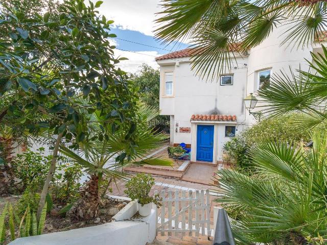 Chalet en venta en Campello el, Pueblo Español Coveta Fumá. Chalet independiente a 300m de la playa en Coveta Fumá, El Campello. Respira tranquilidad y comfort. Chalets Campello.
