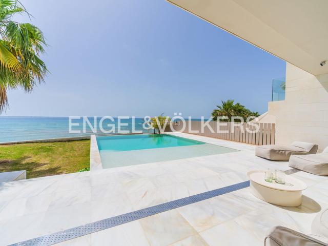 Chalet en venta en Campello el, Pueblo Español Coveta Fumá. Villa de Lujo Frente al Mediterráneo. Chalets Campello.