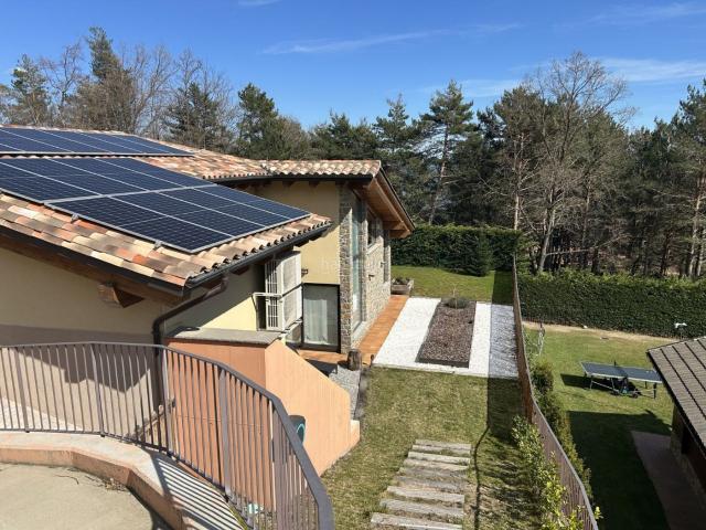 Chalet en venta en Camprodon Pirineos. Chalets.