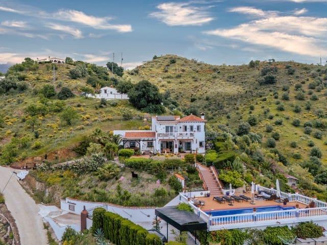Chalet en venta en Canillas de Aceituno, Málaga