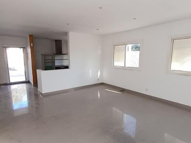Chalet en venta en Canyelles, de 178 m² 3 habitaciones por 280.000