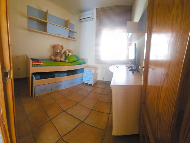 Chalet en venta en Carabaña. Casa independiente en venta en Carabaña. Chalets.