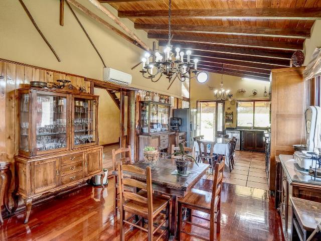 Chalet en venta en Carral. Chalets.