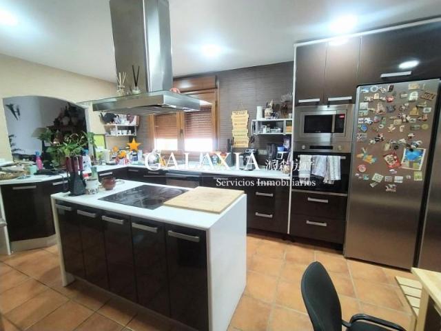 Chalet en venta en Carranque