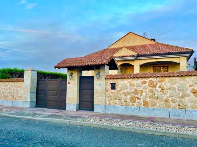 Chalet en venta en Carrascal de Barregas, Salamanca