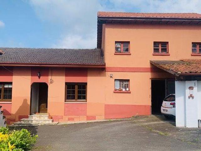 Chalet en venta en Carreño, Logrezana
