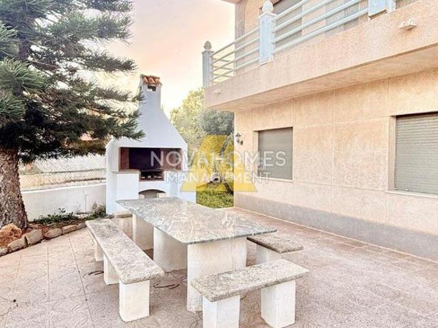 Chalet en venta en Cartagena, Cabo de Palos. Chalets.