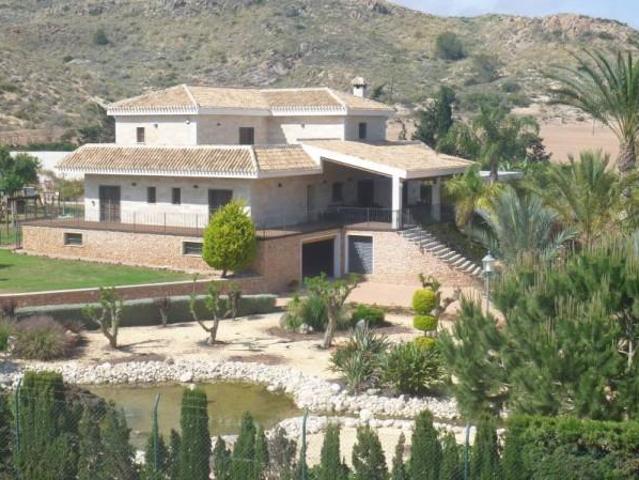 Chalet en venta en Cartagena, Individual Villas