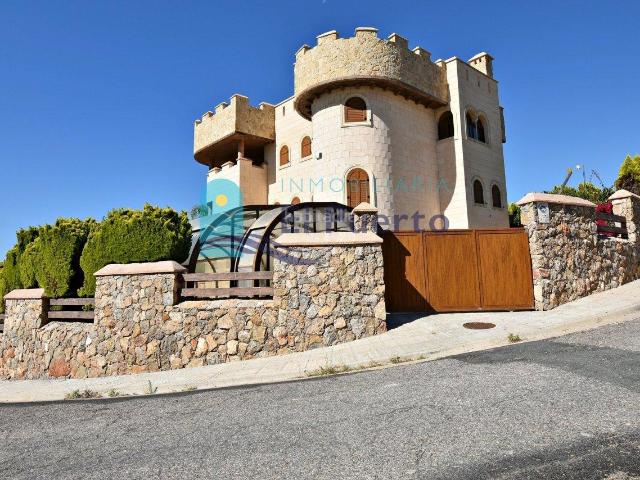 Chalet en venta en Cartagena, Los Puertos. CHALET singular en venta ISLA PLANA REF 2014. Chalets.