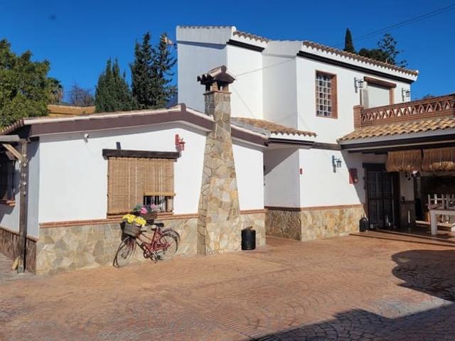 Chalet en venta en Cártama, Málaga