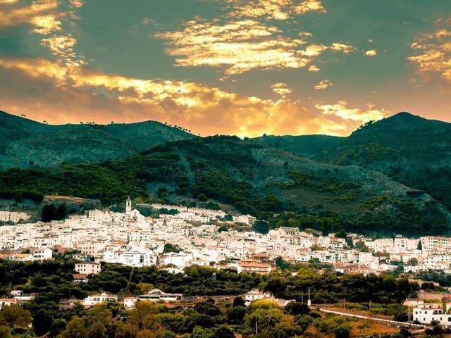 Chalet en venta en Casarabonela, Málaga