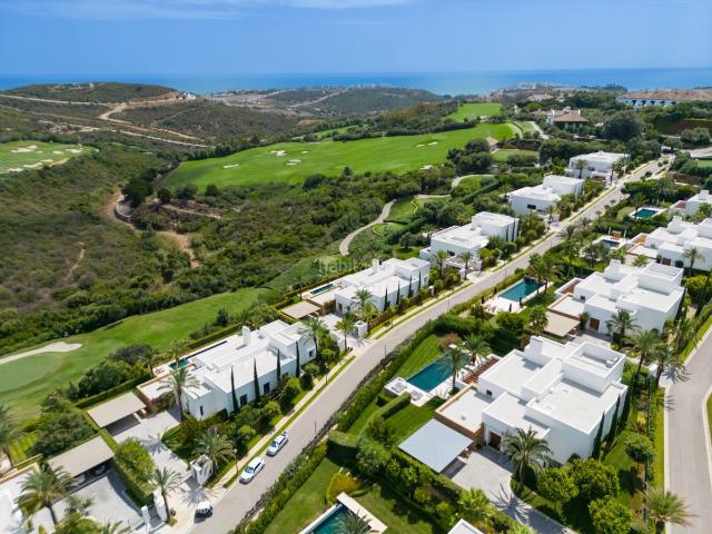 Chalet en venta en Casares, Casares Golf Casares del Sol. Villa en Casares. Chalets.