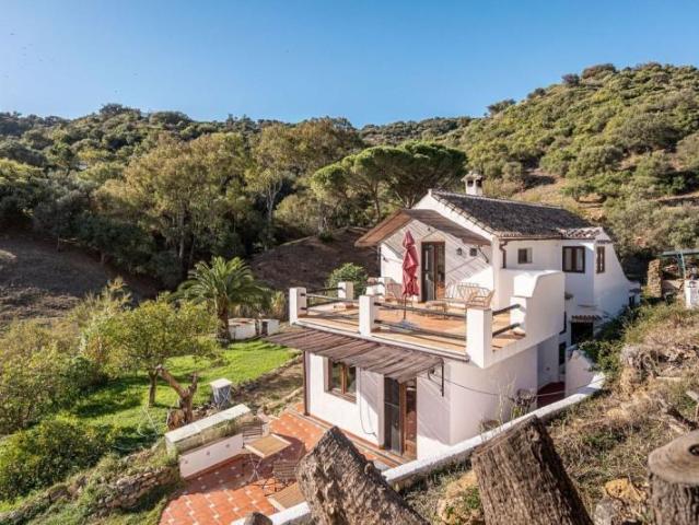 Chalet en venta en Casares, Costa Del Sol