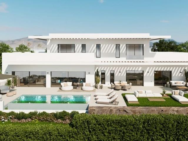 Chalet en venta en Bahia de Casares, Málaga Costa del Sol