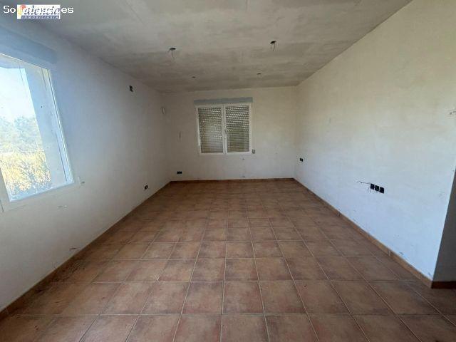 Chalet en Venta en Casinos, Valencia