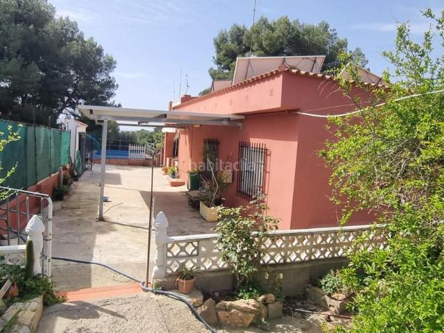 Chalet en venta en Casinos. Chalet en venta Casinos Valencia. Chalets.
