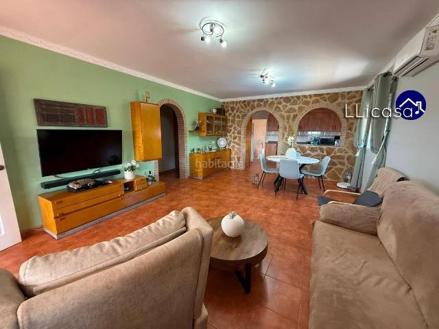 Chalet en venta en Casinos. CHALET URBANO EN URBANIZACION EL PINAR. Chalets.