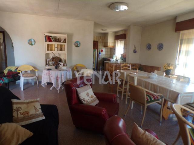 Chalet en venta en Castalla. Casa se Campo. Chalets.