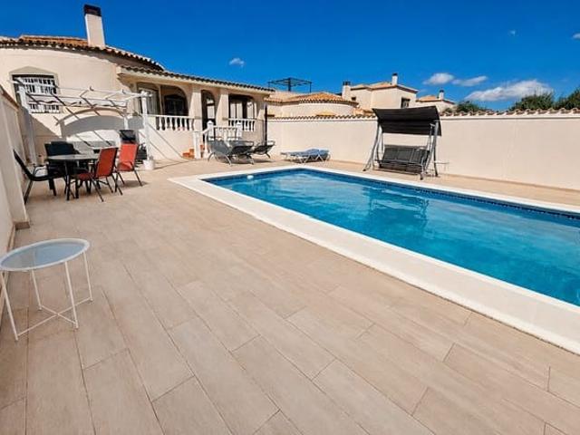 Chalet en venta en Castalla, Alicante
