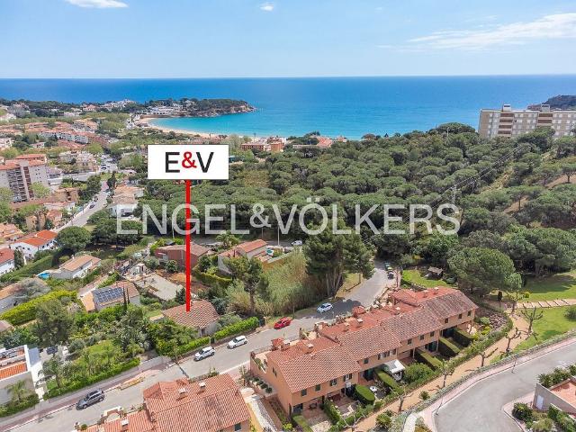 Chalet en venta en Castell Platja d´Aro, de 249 m² 3 habitaciones por 795.000