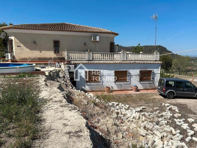 Chalet en venta en Castelló de Rugat. Casa chalet 2 viviendas en Castelló de Rugat. Chalets Castelló de.
