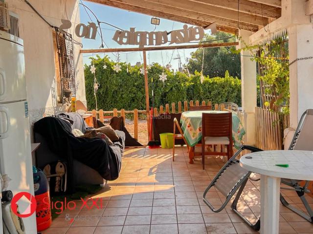 Chalet en venta en Castellón de la Plana, Mestrets. Vive la tranquilidad del campo sin renunciar a la comodidad de la ciudad. Esta acogedora casa de campo se encuentra en una ubicaci. Chalets.